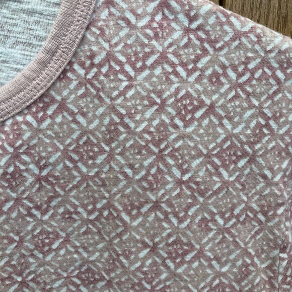 Express Pink Patterned Crew Neck T-Shirt - M - Picture 4 of 4